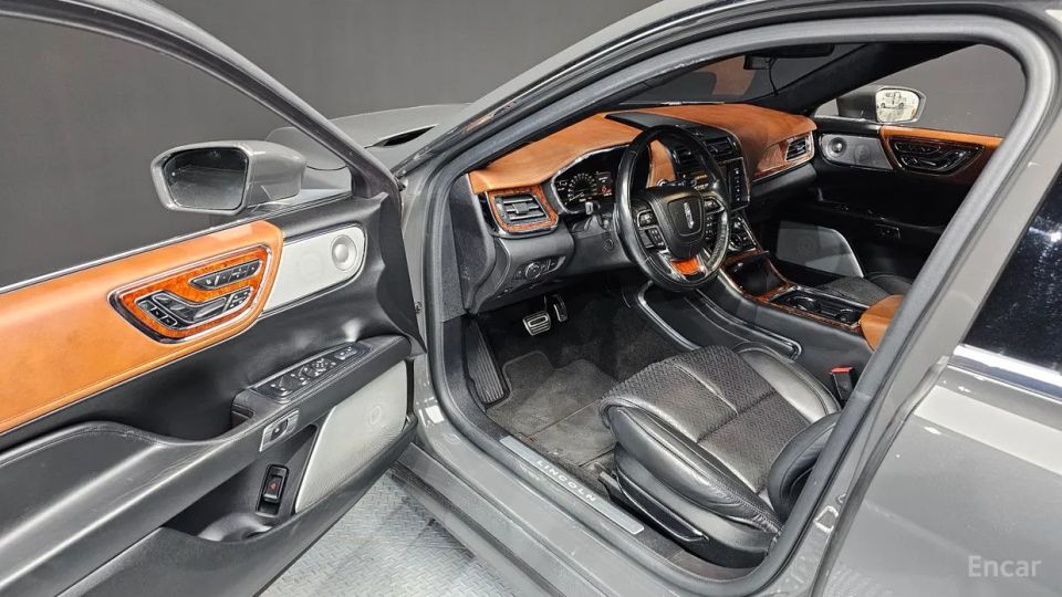 Lincoln Continental