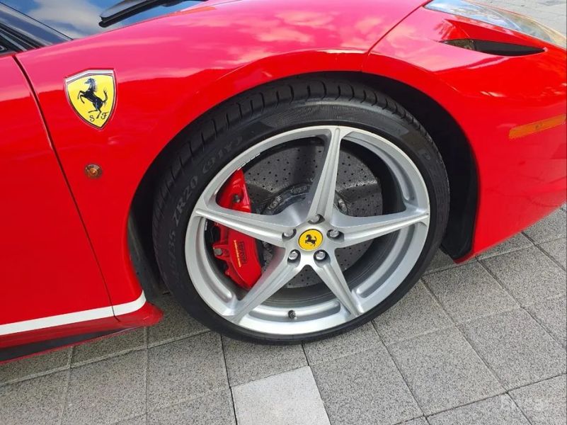 Ferrari 458