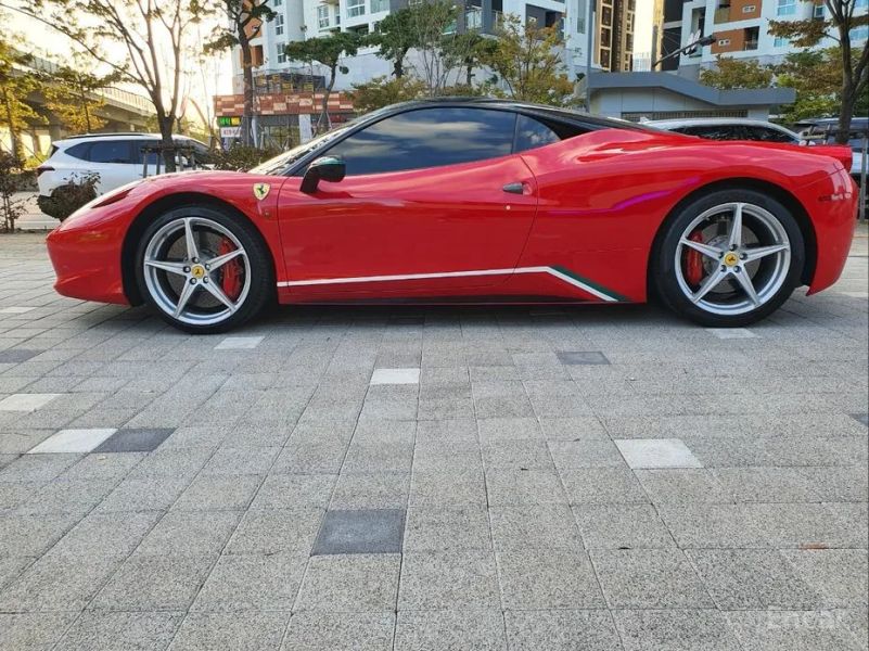 Ferrari 458