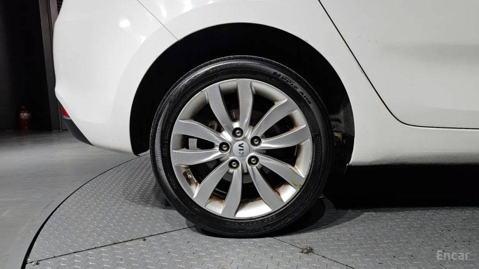 Kia Carens