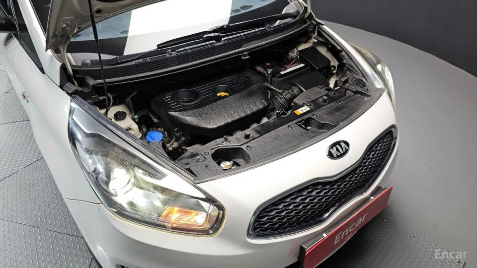 Kia Carens