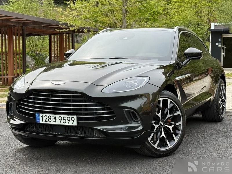 Astonmartin DBX