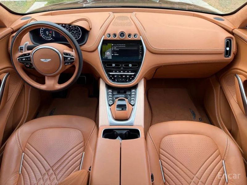 Astonmartin DBX
