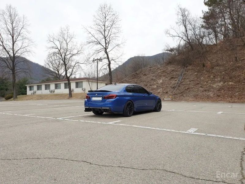 BMW M5