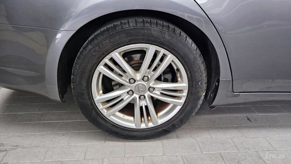 Infiniti G