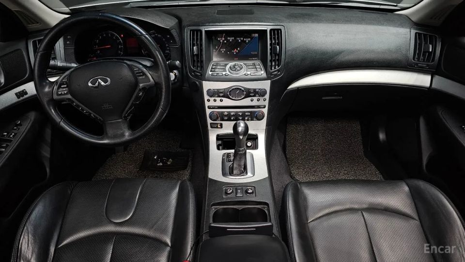 Infiniti G