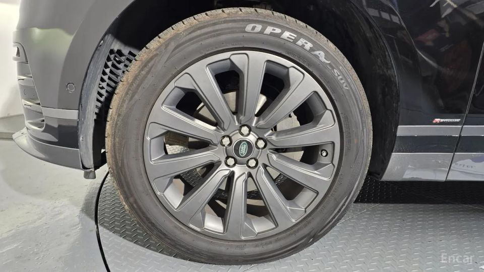 Land Rover Range Rover Velar