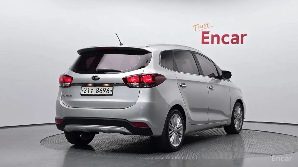 Kia Carens