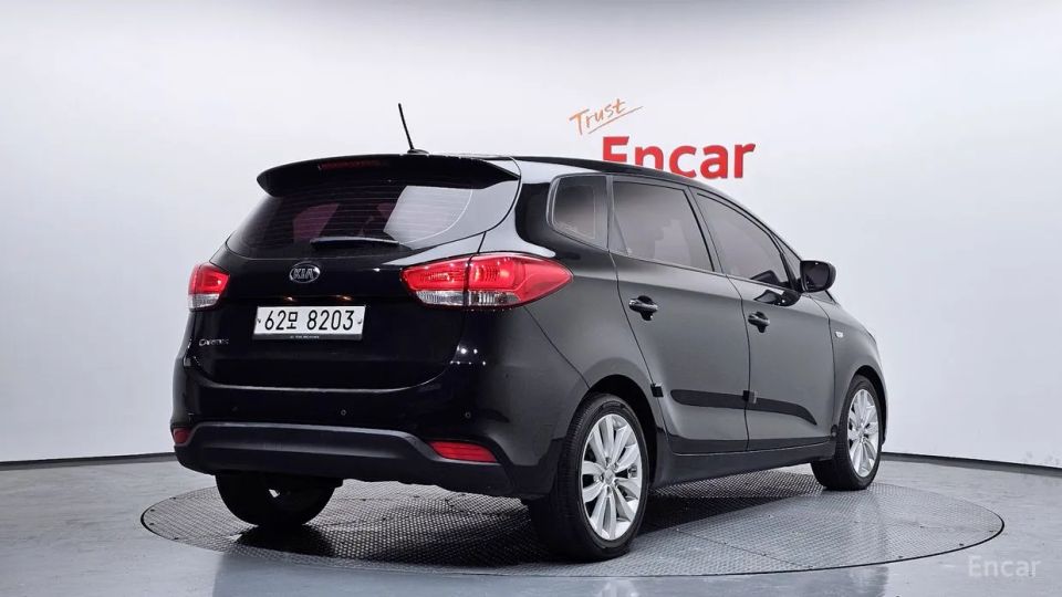 Kia Carens