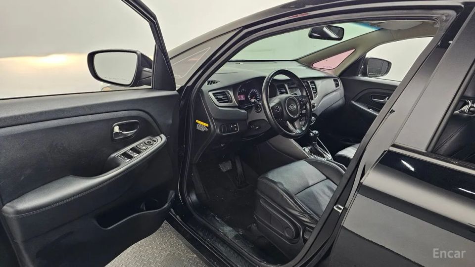 Kia Carens