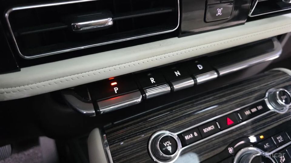Lincoln Aviator