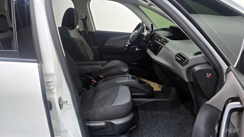 Citroen-DS C4 SpaceTourer