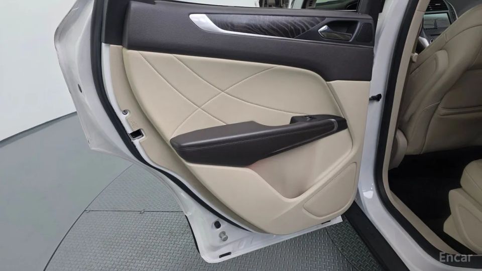 Lincoln MKC