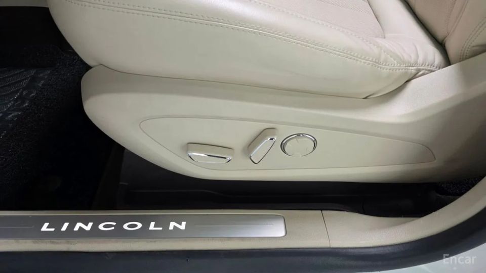 Lincoln MKC