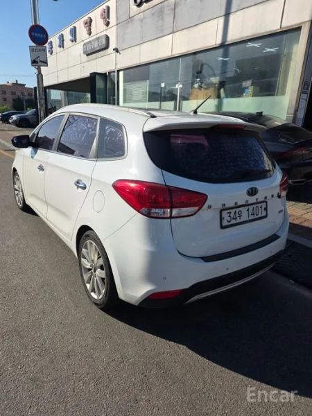 Kia Carens