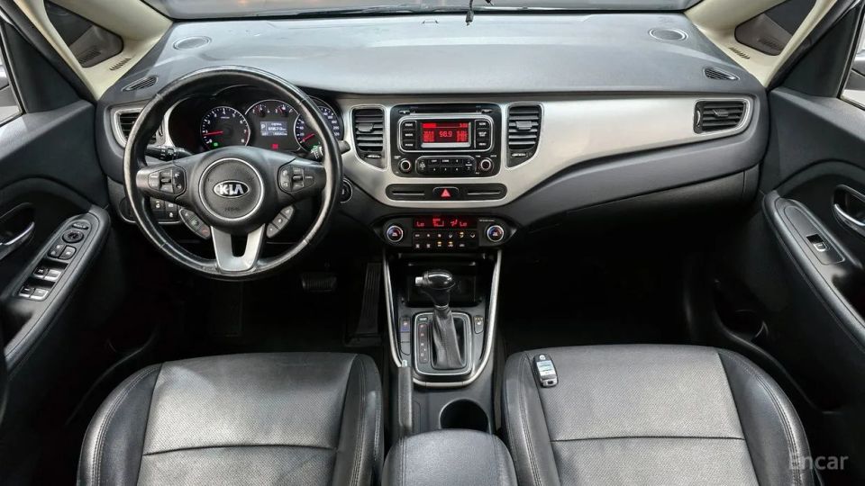 Kia Carens