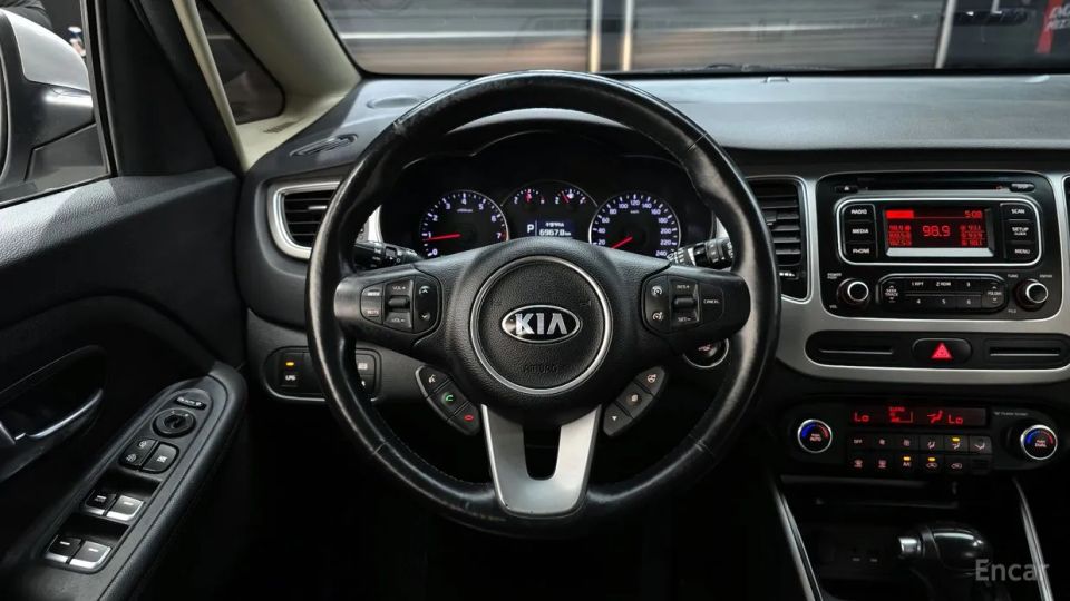 Kia Carens