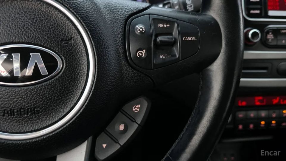 Kia Carens