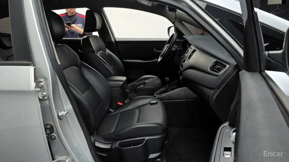 Kia Carens