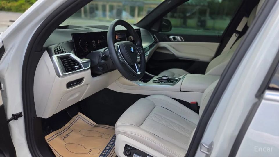 BMW X7