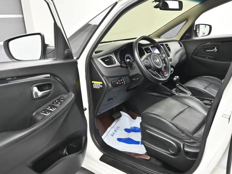 Kia Carens