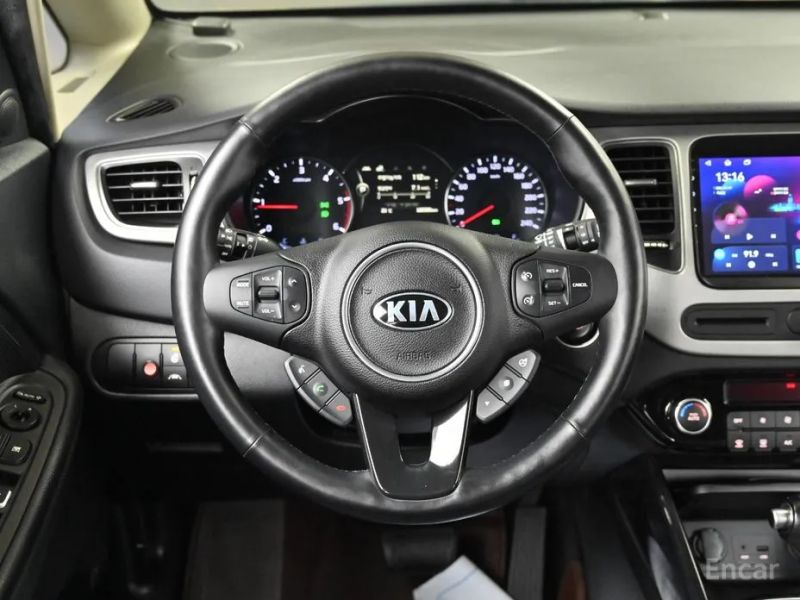 Kia Carens