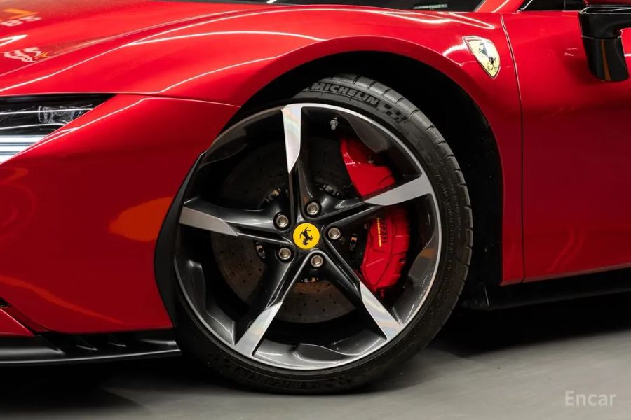 Ferrari SF90
