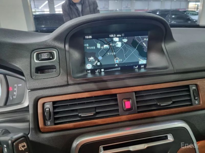 Volvo XC70