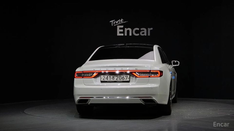 Lincoln Continental