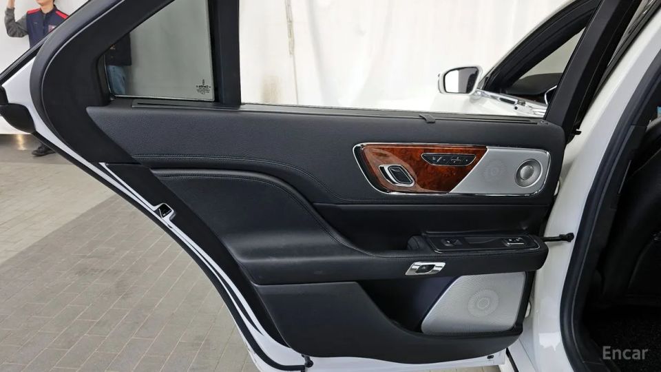 Lincoln Continental