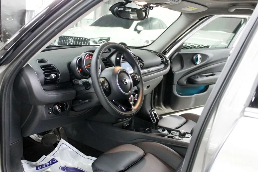 Mini clubman