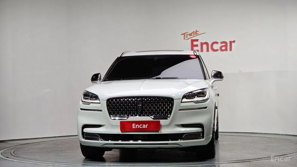 Lincoln Aviator