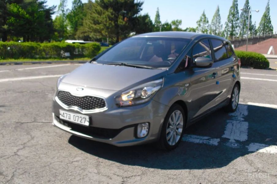 Kia Carens
