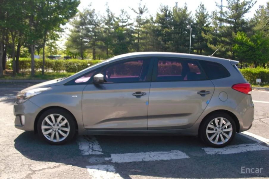 Kia Carens