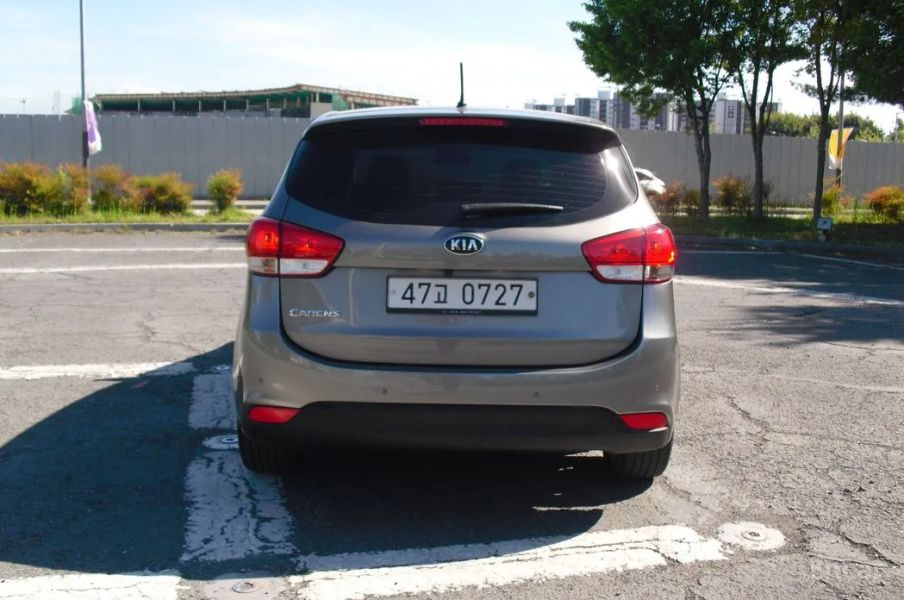 Kia Carens