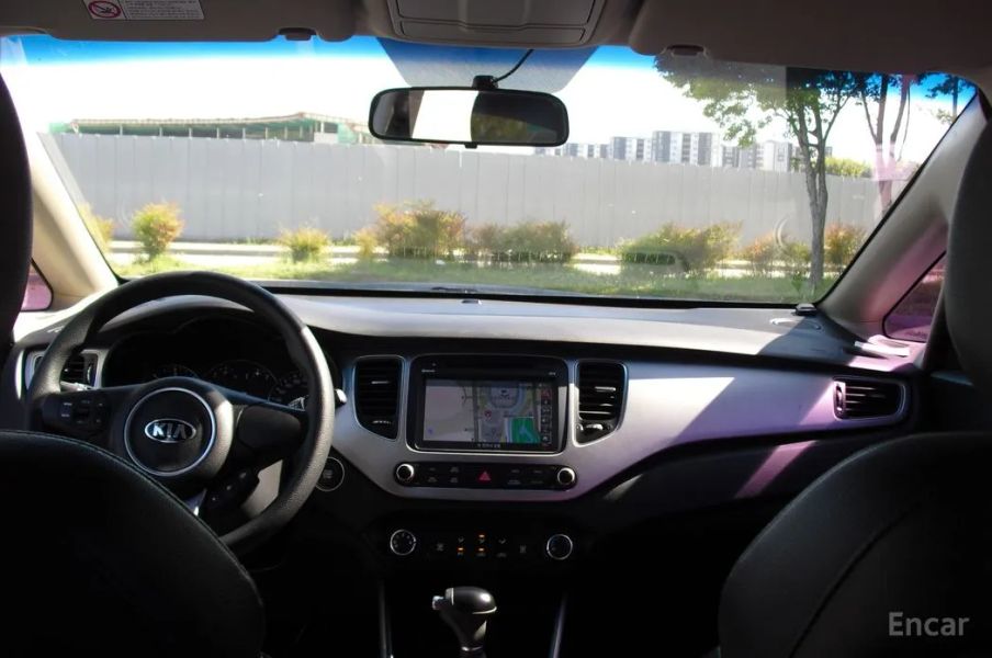 Kia Carens