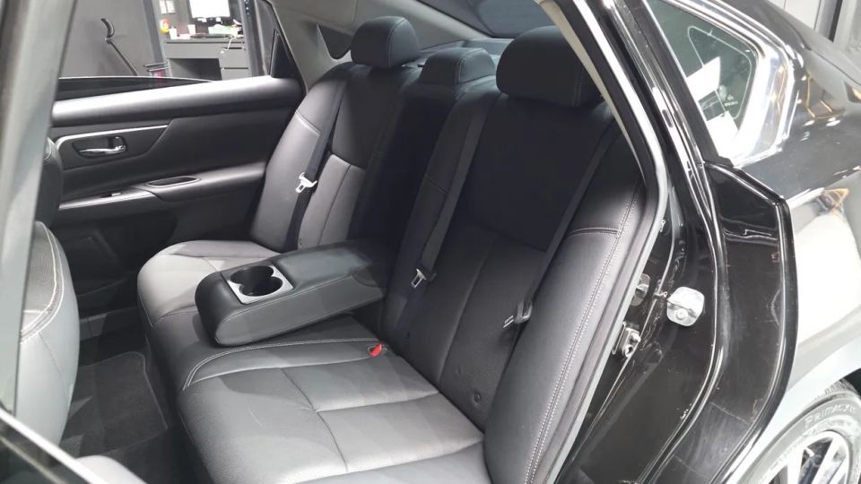 Nissan altima