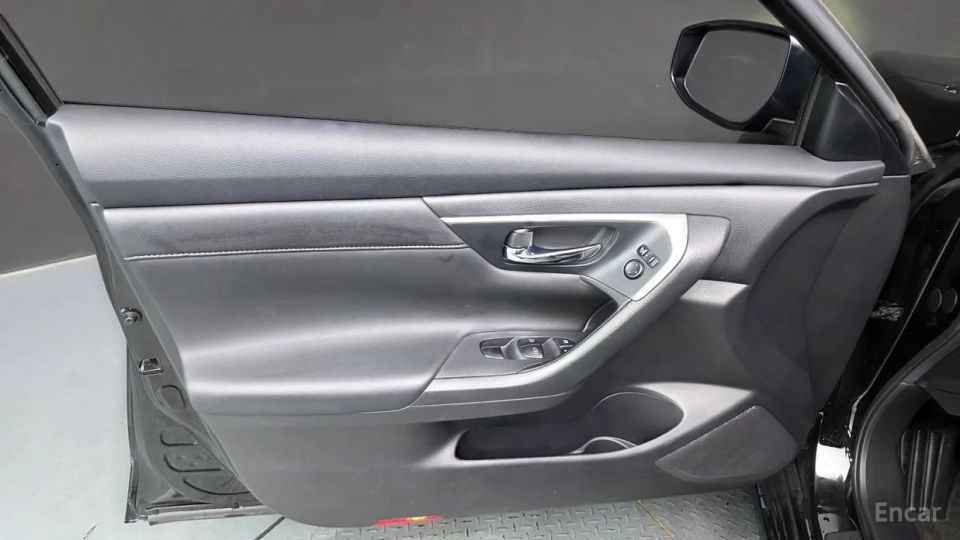 Nissan altima