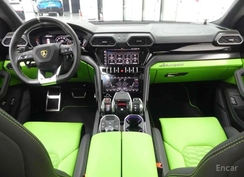 Lamborghini urus