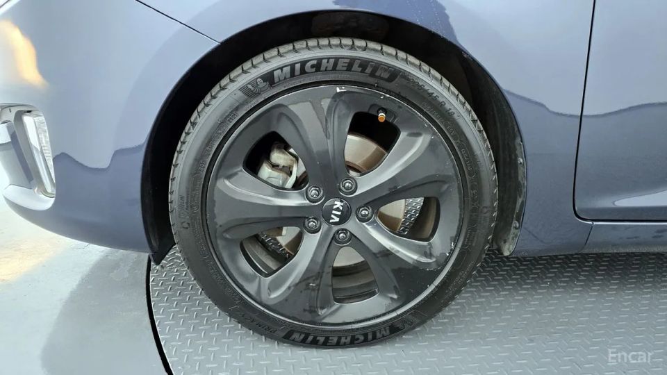 Kia Carens