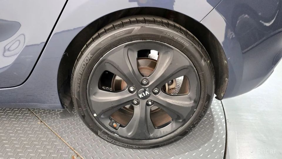 Kia Carens