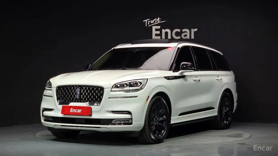 Lincoln Aviator