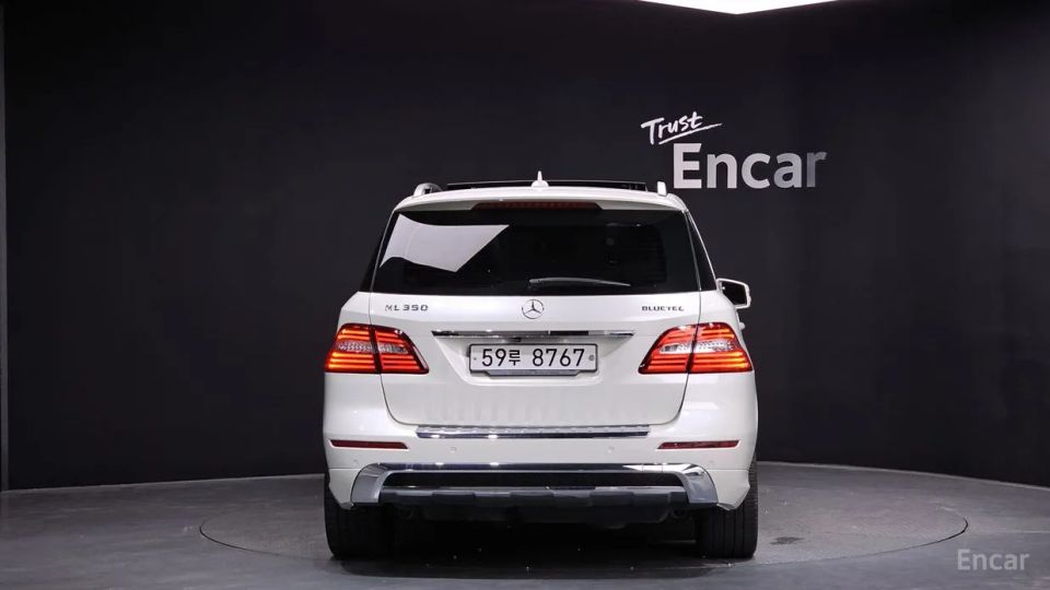 Mercedes-Benz M-class