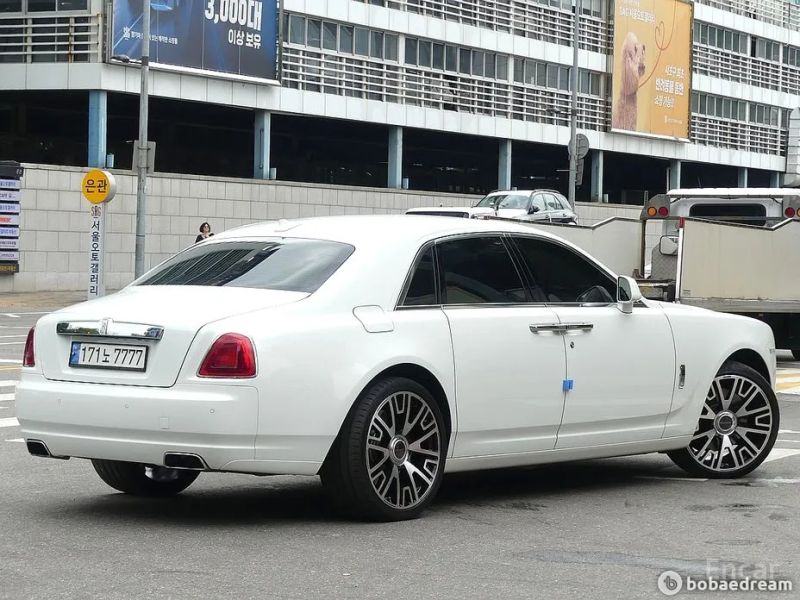 Rolls-Royce Ghost