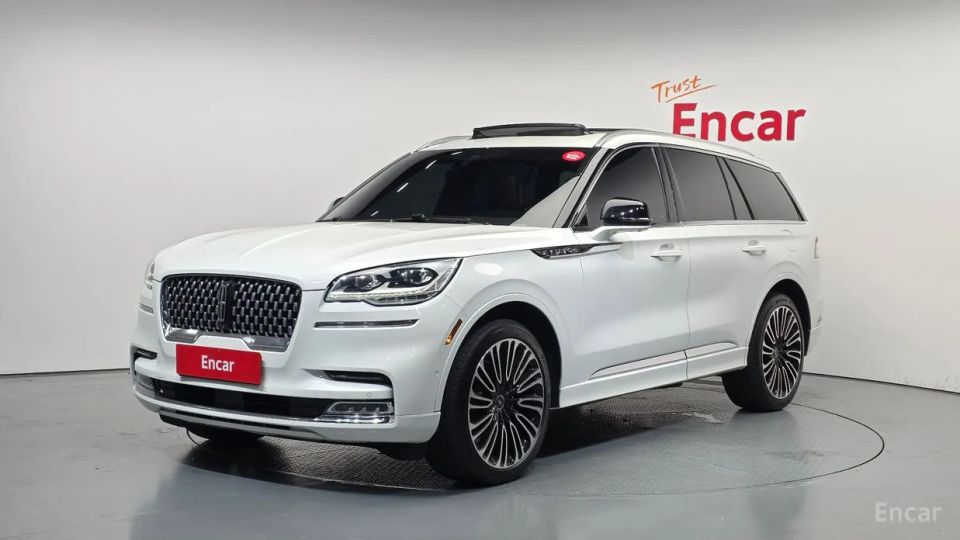 Lincoln Aviator