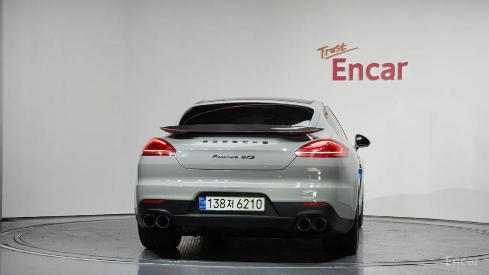Porsche Panamera