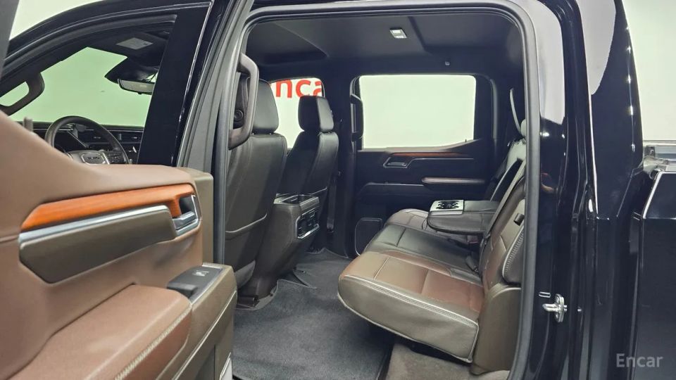 GMC Sierra