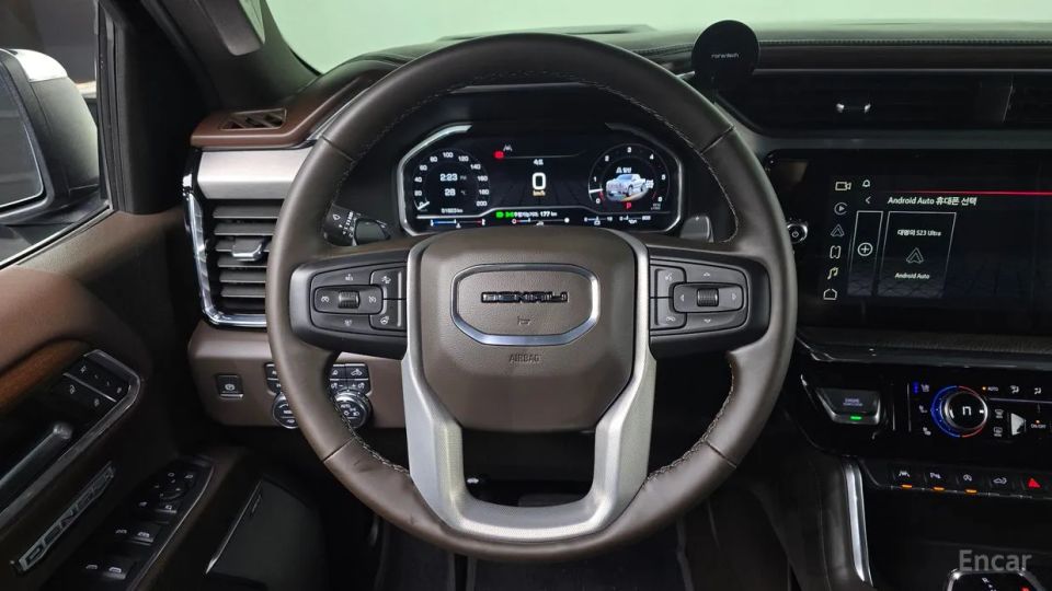 GMC Sierra