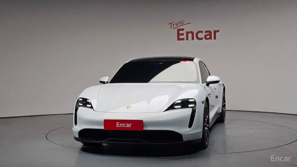 Porsche Taycan