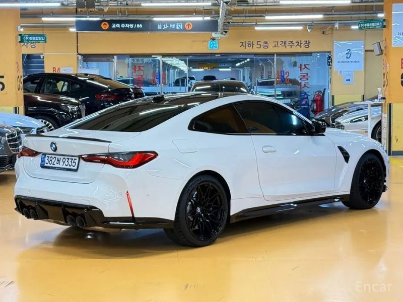 BMW M4